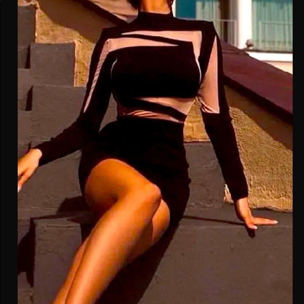 Black Velvety Curve Dress